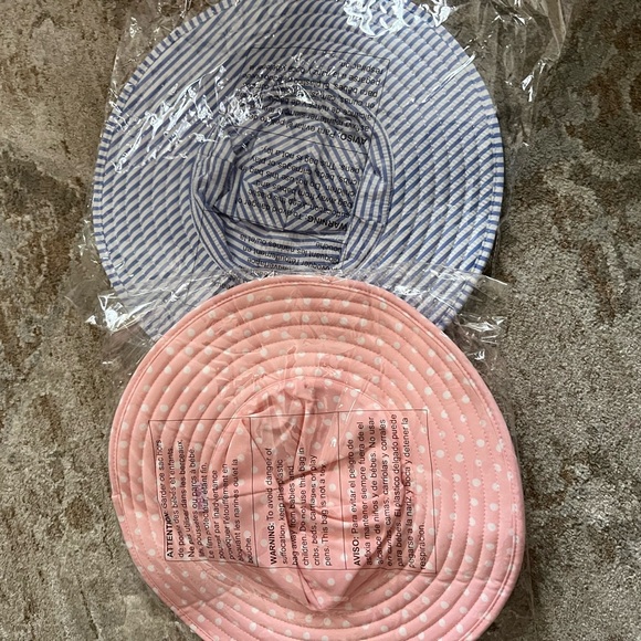 Rufflebutts NWT lot of 2 sunhats 12m-2t one is reversible 🩷🩷☀️☀️ - Picture 2 of 3